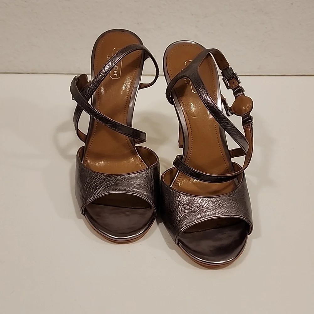 Coach heels - Picture 2 of 4